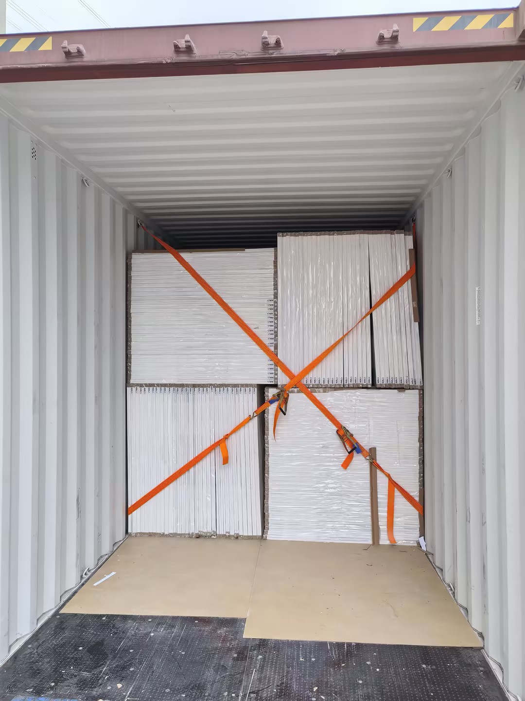 Tablero de espuma de PVC versus madera contrachapada: &iquest;cu&aacute;l es mejor para los gabinetes?